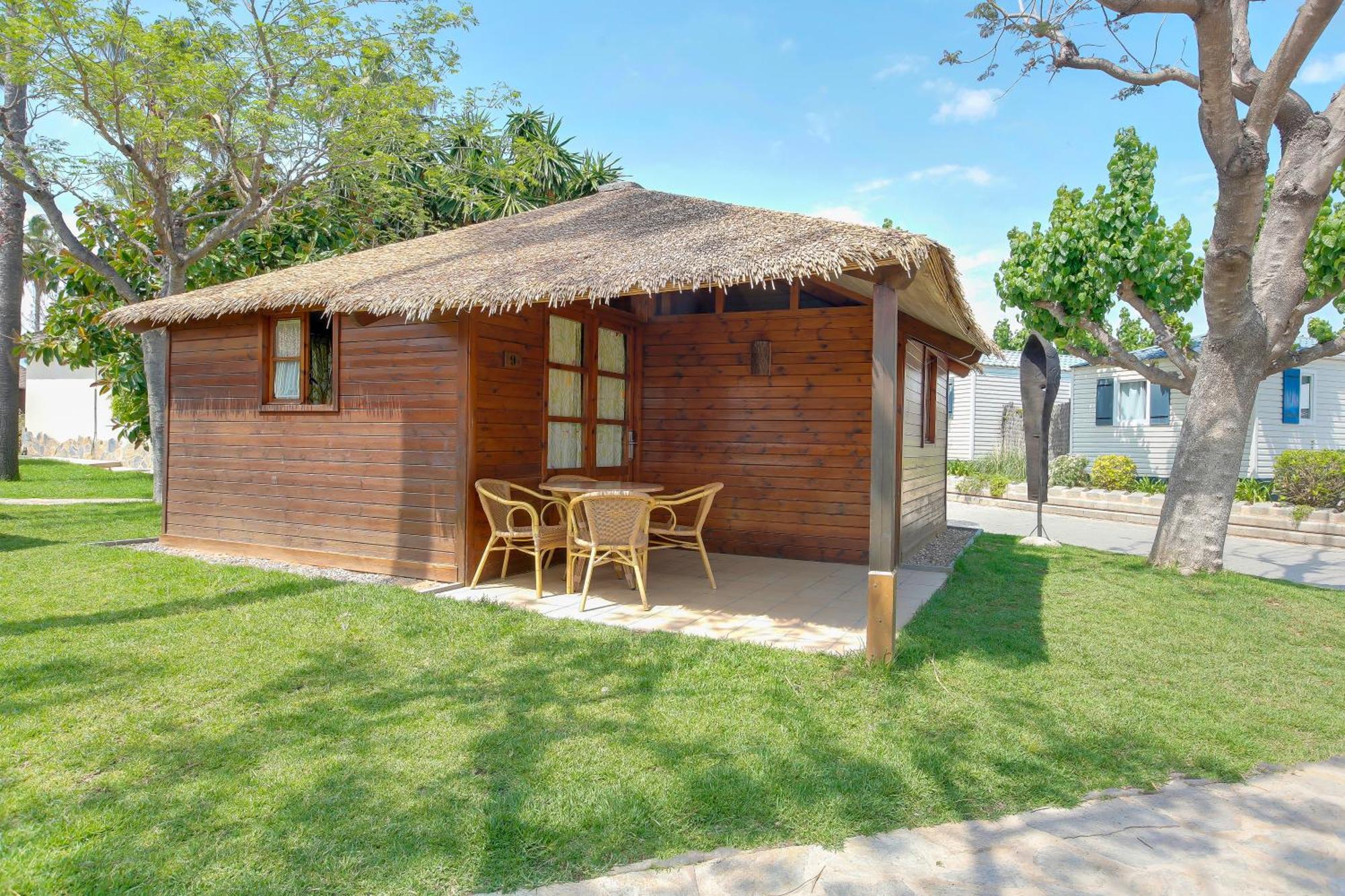 Sanguli Camping & Resort Салоу Экстерьер фото